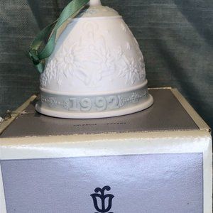 Lladro vintage 1992 Christmas Bell ornament porcelain dated w/ box